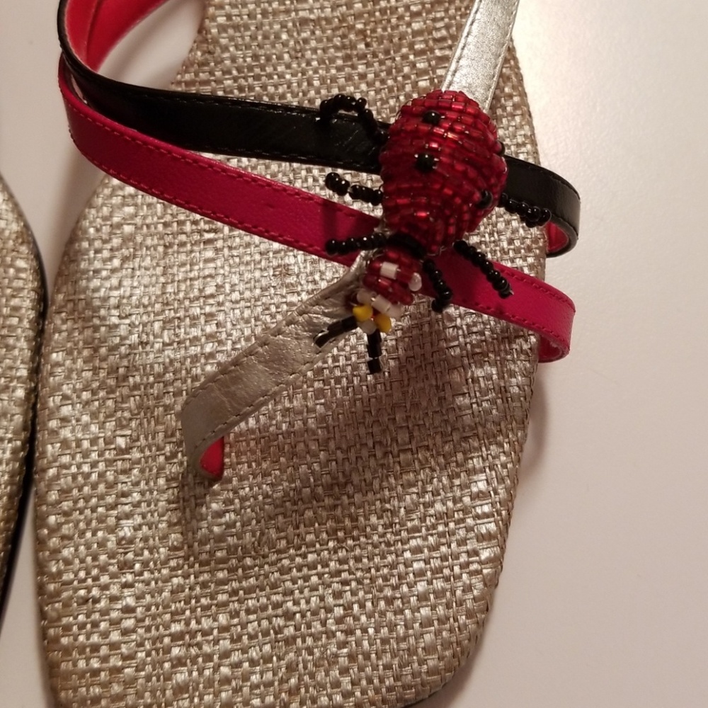 SHOES - Picture 4 of 8